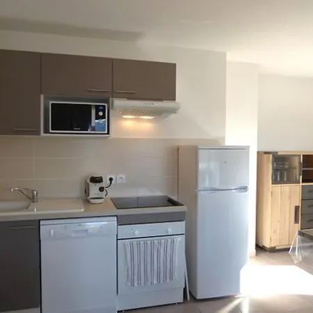 Appartement 4 Pieces 6 Pers Proche Village Avec Climatisation Et Parking - Fr-1-776-139 Argelès-sur-Mer